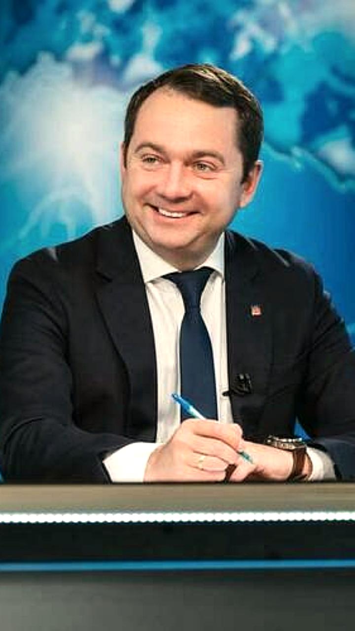 Губернатор Мурманской области ответил на более двух тысяч вопросов жителей