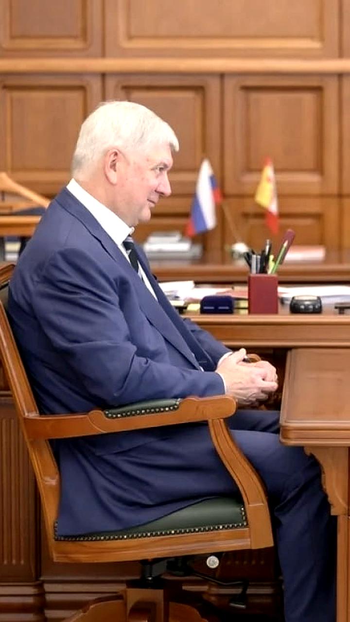 Реконструкция Центрального стадиона ФК Факел: Институт Арена и губернатор обсуждают будущее