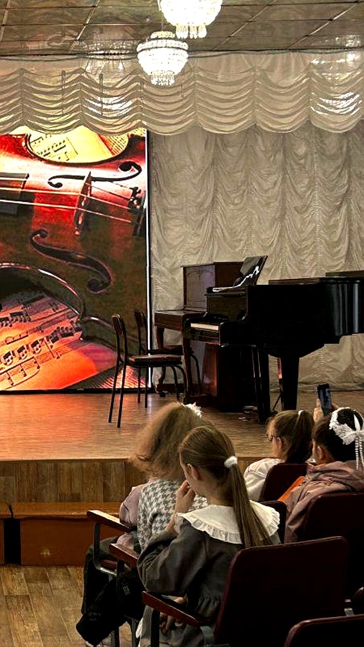 Обновление ДК и школ искусств в Магаданской области по проекту 'Культура малой Родины'