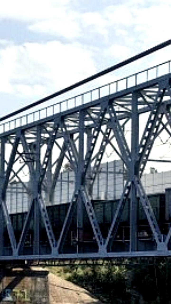 Обсуждение мер по восстановлению железнодорожной грузовой базы и улучшению безопасности инфраструктуры