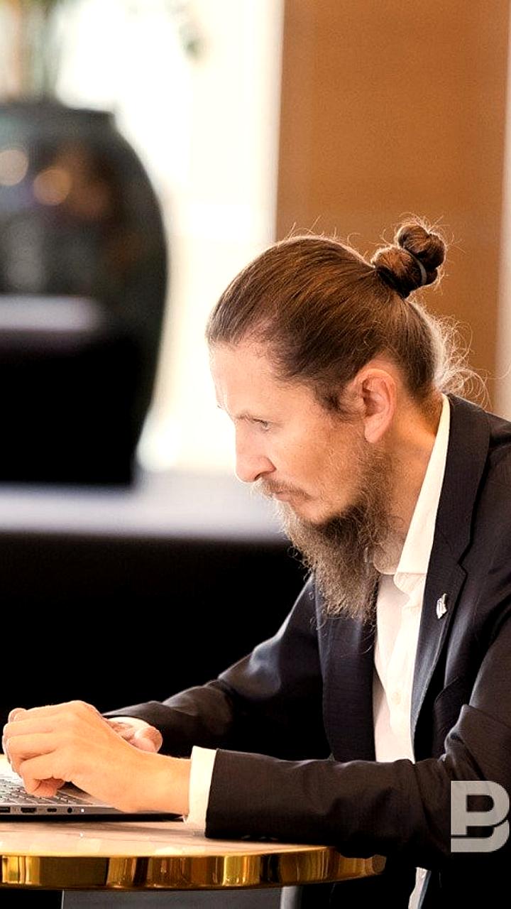 Госдума планирует маркировку контента, созданного человеком, в ближайшие 5-10 лет