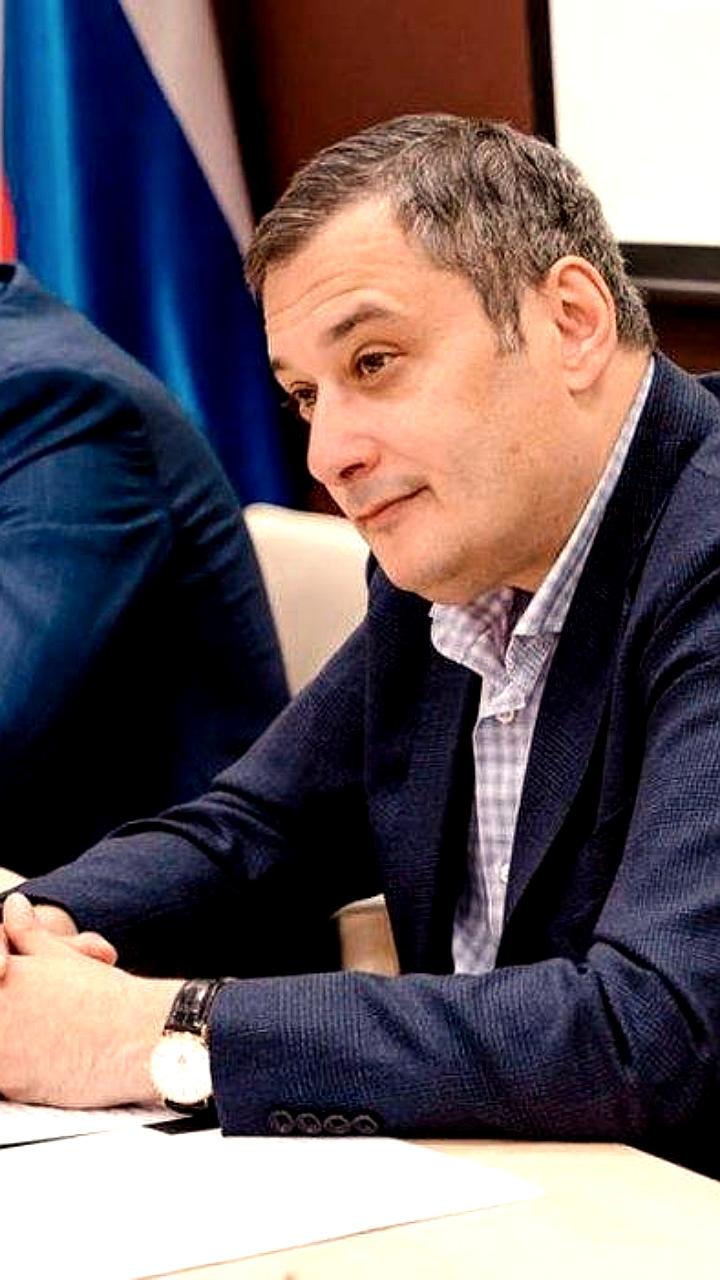 Розыгрыши билетов на спектакли по Булгакову и Ревизору привлекают внимание зрителей