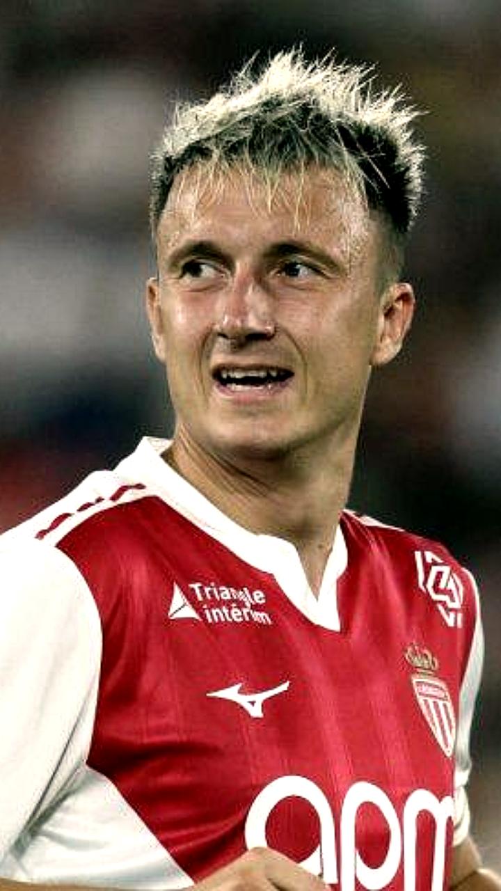 Саня Головин забивает дубль за Монако в матче с Нантом