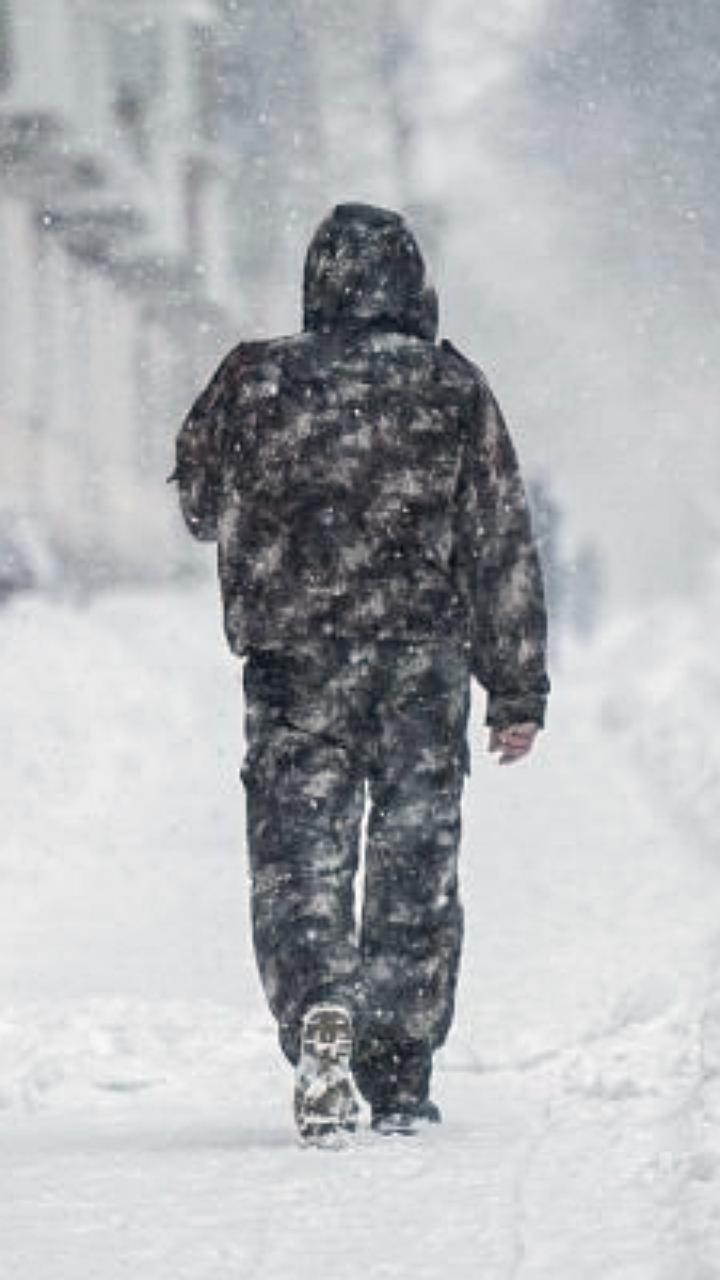 МЧС предупреждает о сильном снегопаде и неблагоприятных погодных условиях в Коми и Иркутской области