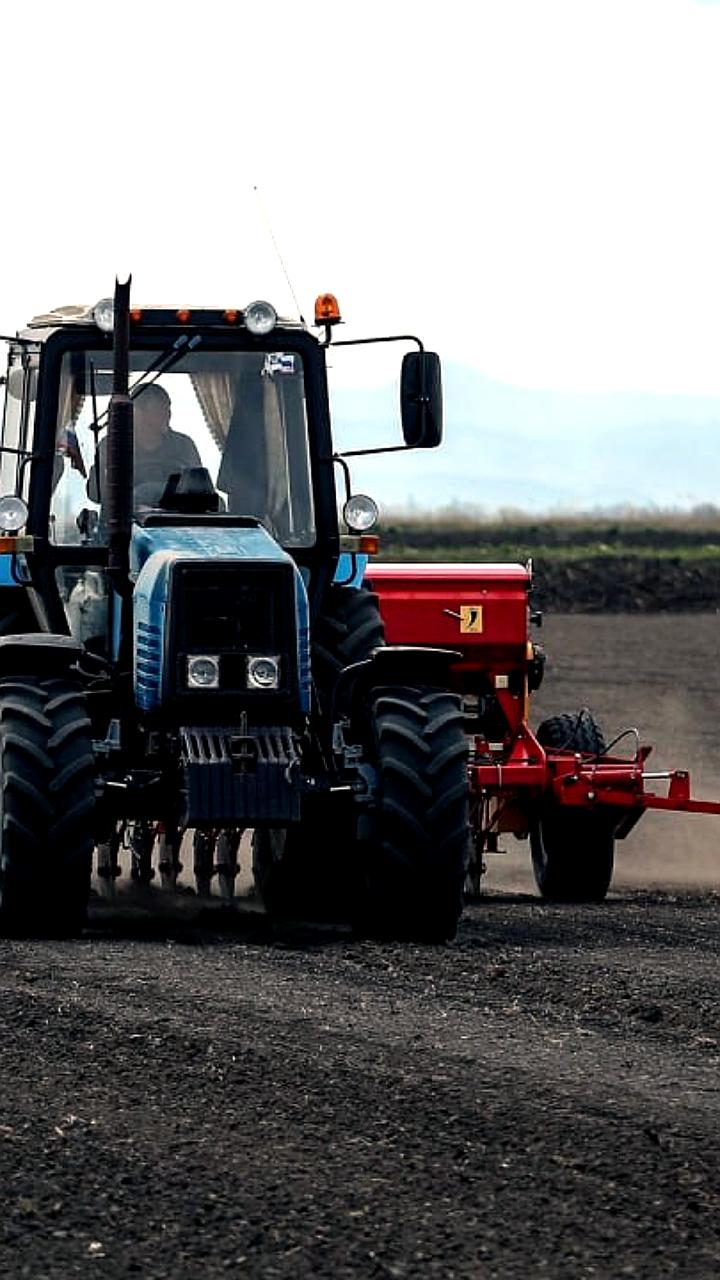 Итоги посевной кампании 2026 года: Володарский и Новоазовский округа лидируют