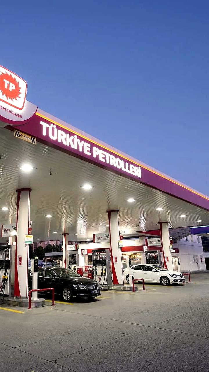 Операция в Турецкой нефтяной компании: задержаны 9 человек, арестованы 3 руководителя