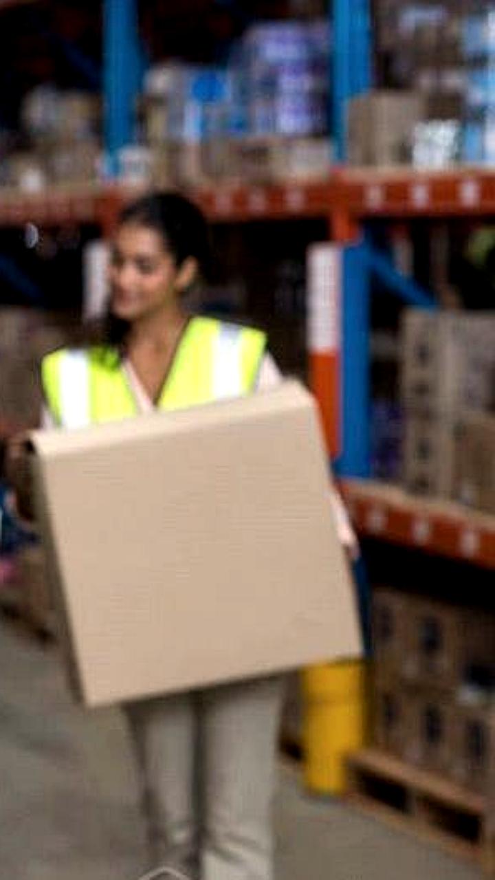 Сортировщики в России стали самыми высокооплачиваемыми для соискателей без опыта