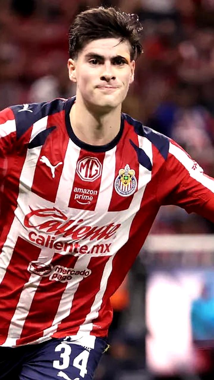 ЦСКА и Динамо проявляют интерес к форварду Гвадалахары Армандо Гонсалесу