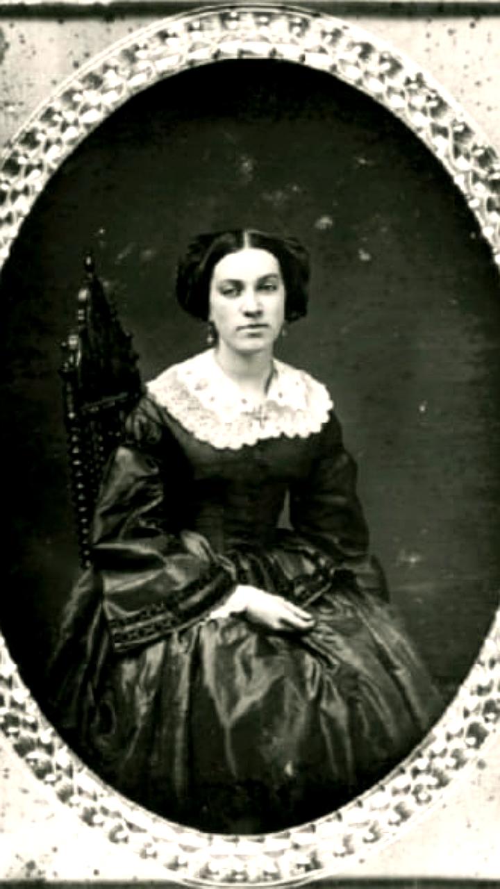 Кража более 1000 артефактов из Оклендского музея в Калифорнии