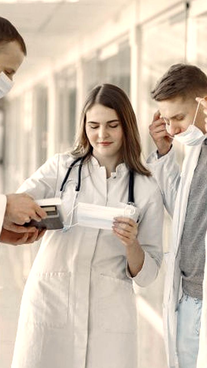 Госдума приняла законопроект о целевом обучении медиков для решения дефицита кадров