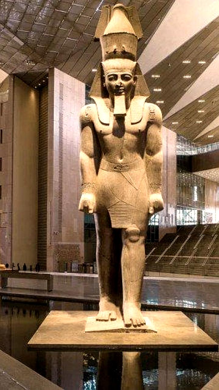 Открытие Большого египетского музея с шоу дронов запланировано на 1 ноября