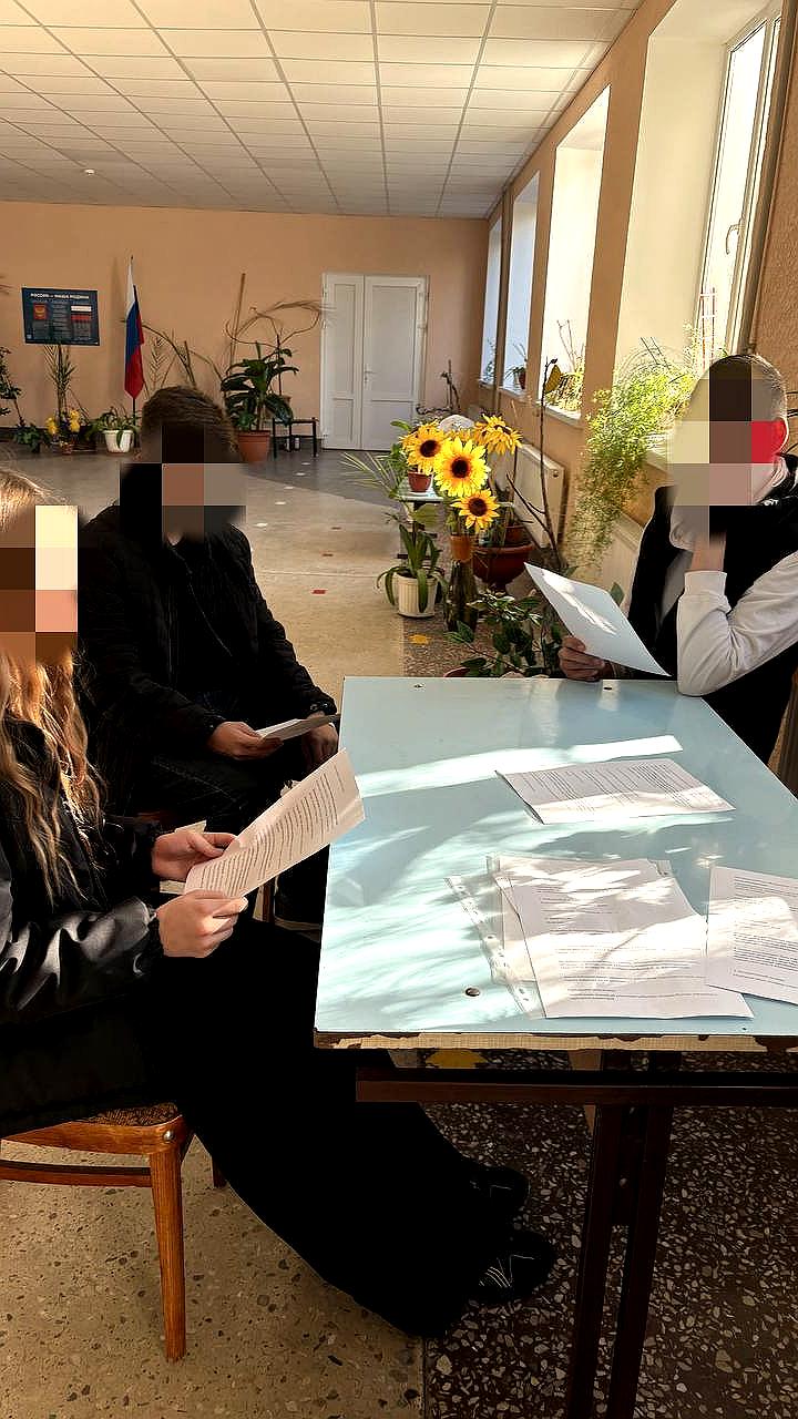 В Геническе прошли мероприятия ко Дню освобождения города с участием студентов и библиотек