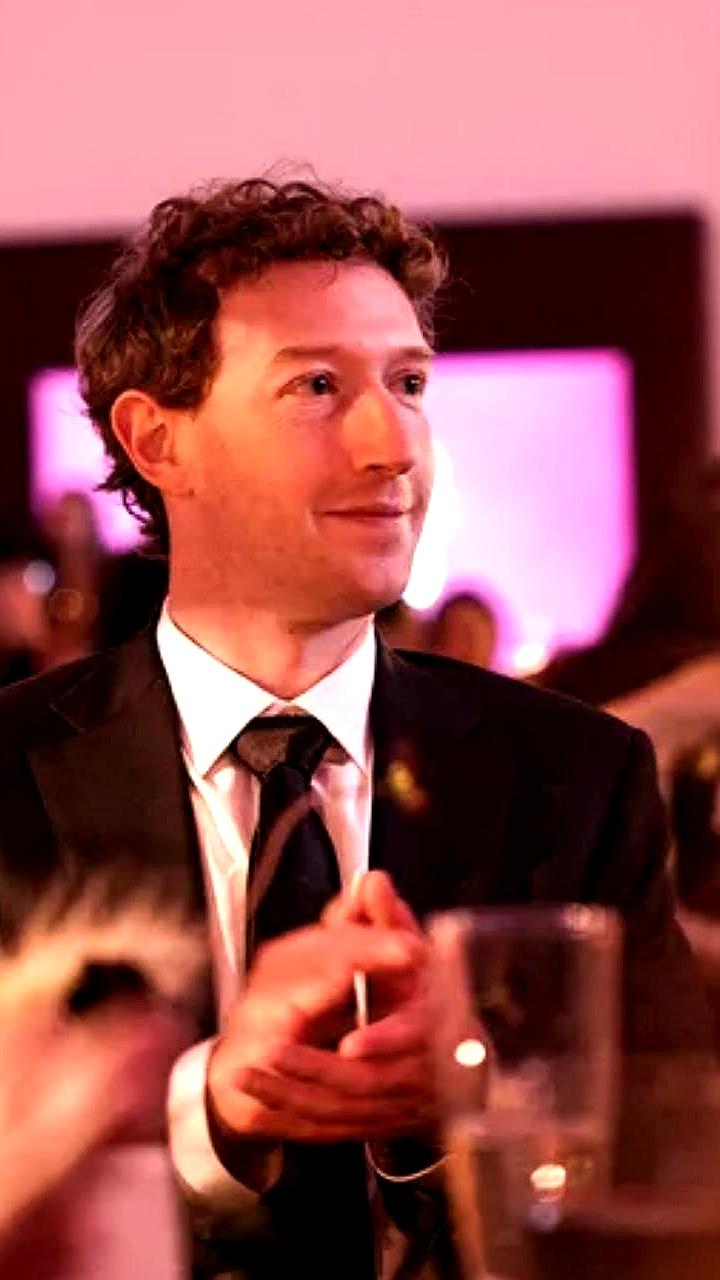 Билли Айлиш призывает миллиардеров к благотворительности на WSJ Innovator Awards