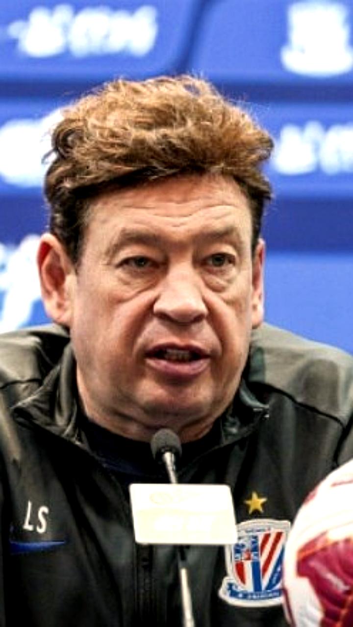 Шанхай Шэньхуа обыграл Шэньчжэнь и вышел на второе место в китайской Суперлиге