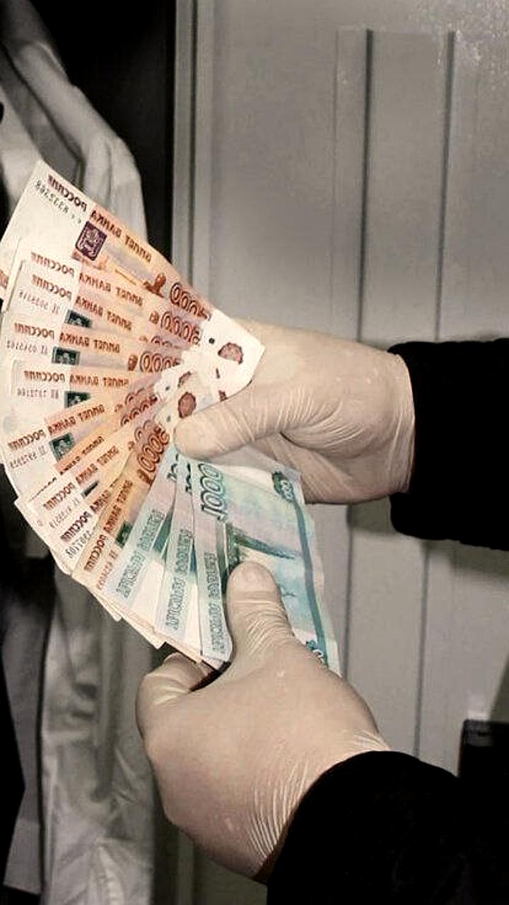 Задержание высокопоставленного чиновника РЖД за взятку в 3 млн рублей