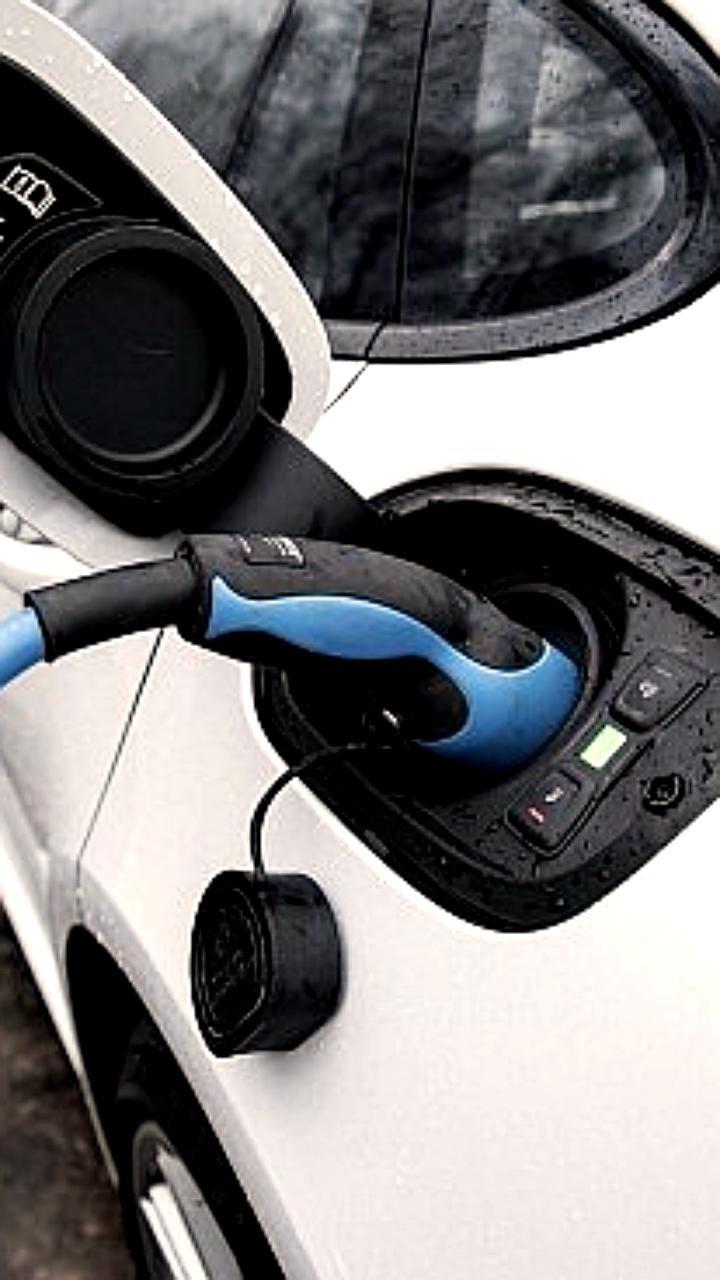 На трассе М4 Дон открыта новая быстрая зарядная станция для электромобилей