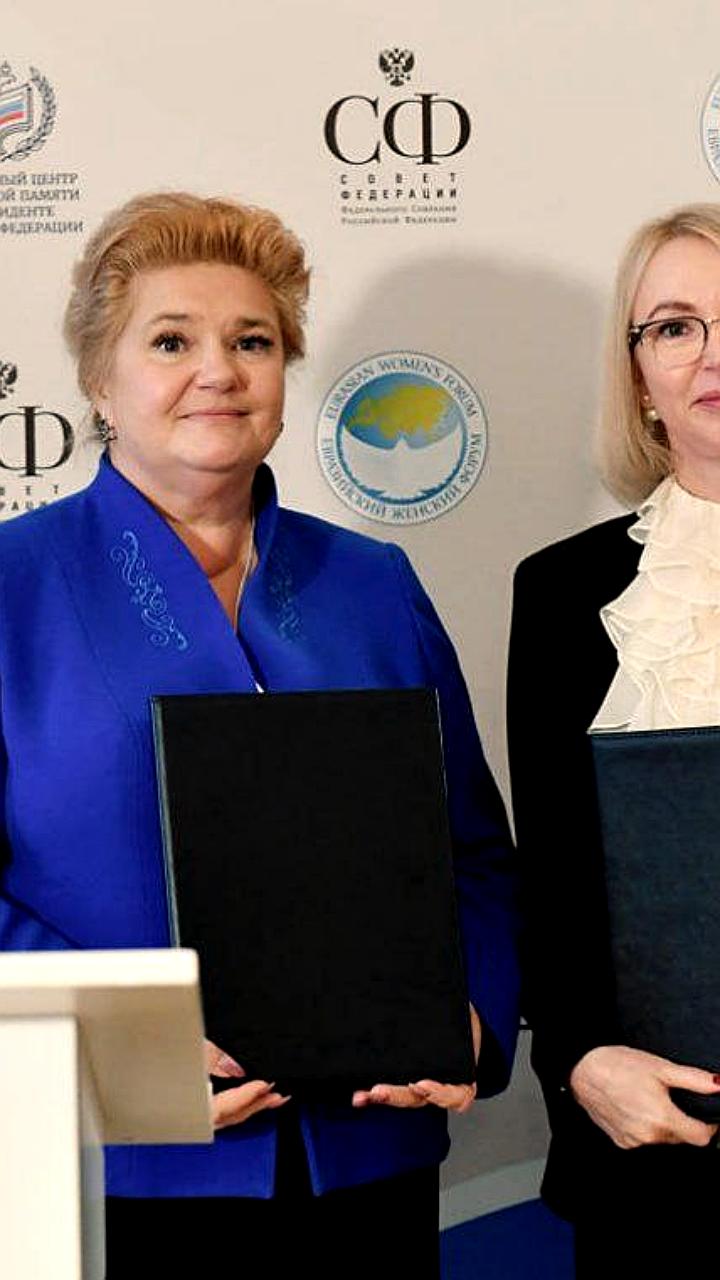 Ненецкий АО и Национальный центр исторической памяти подписали соглашение о сотрудничестве на форуме о традициях