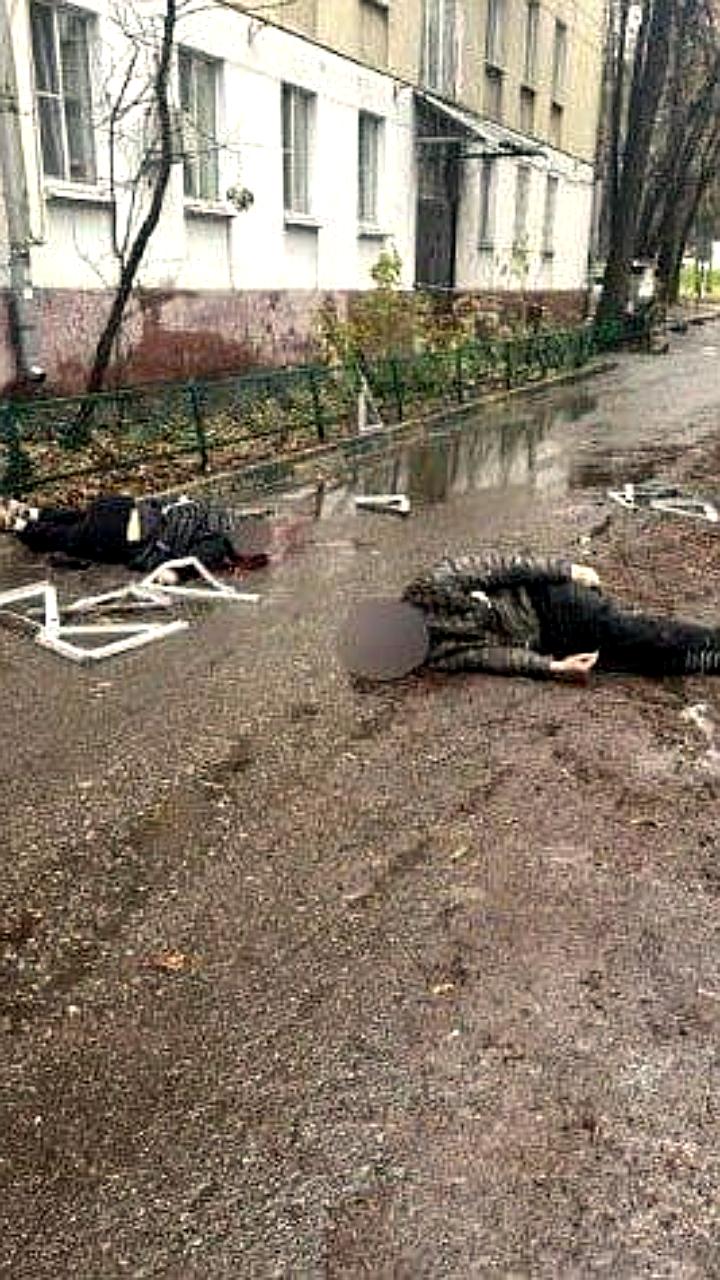 Два строителя погибли при падении с крыши в Химках