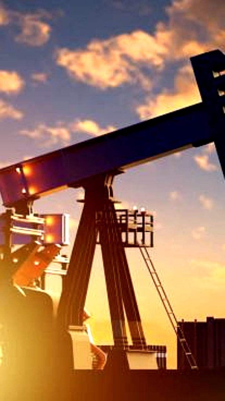 Хедж-фонды сокращают шорты по нефти после санкций США против Роснефти и Лукойла