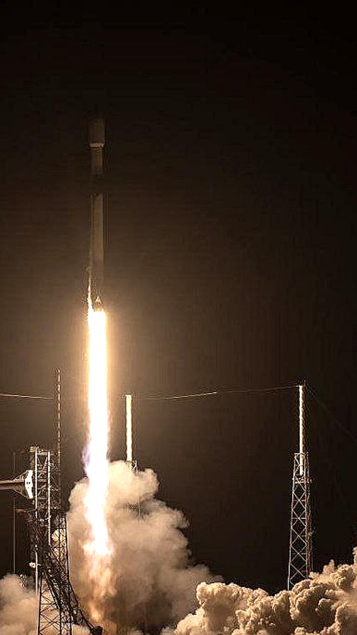 Южная Корея успешно запустила пятый шпионский спутник для мониторинга Северной Кореи