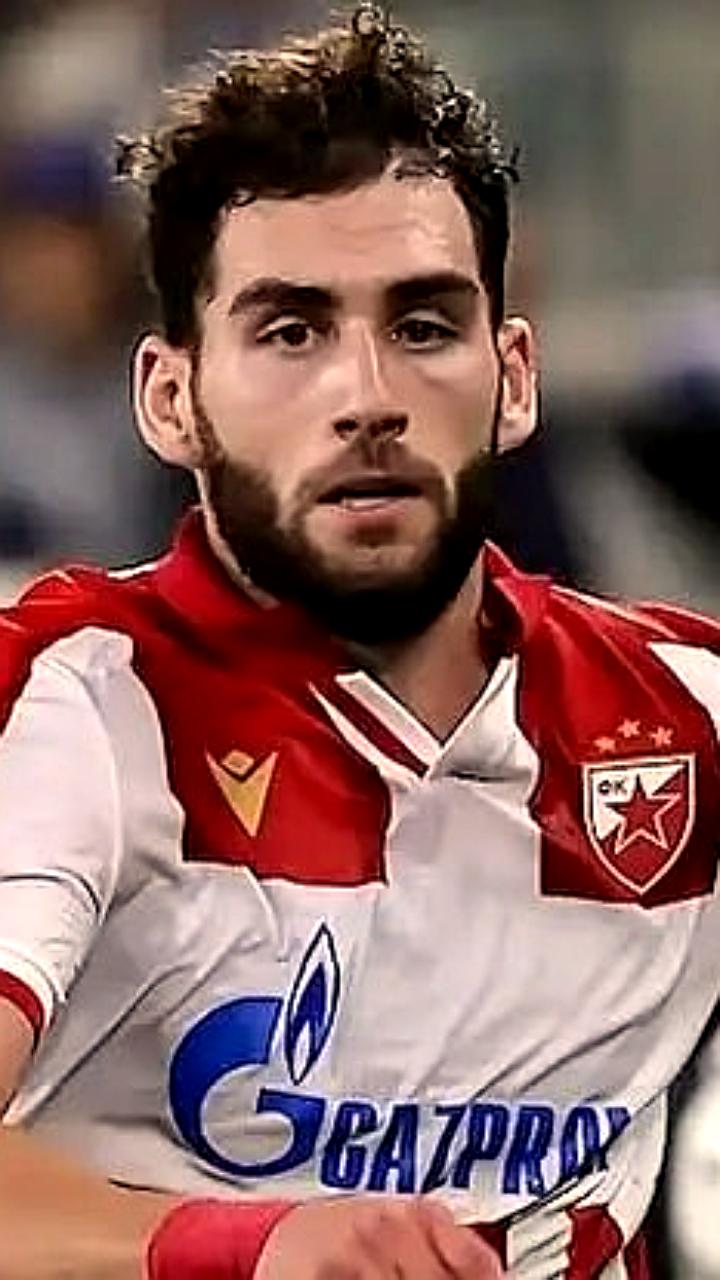 Наир Тикнизян привлекает внимание клубов Португалии после успешного старта в Црвене Звезде