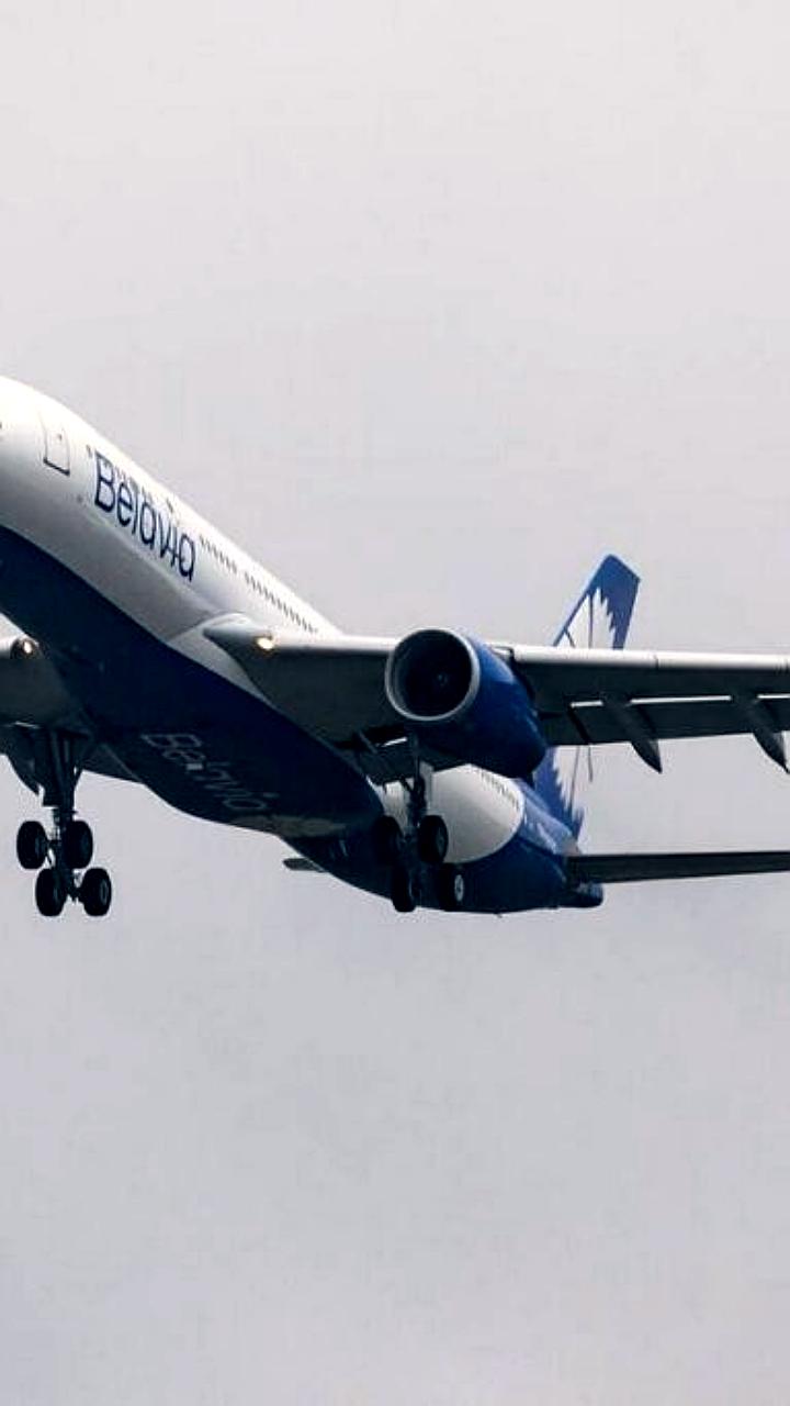 Президент Беларуси поздравил работников гражданской авиации с профессиональным праздником