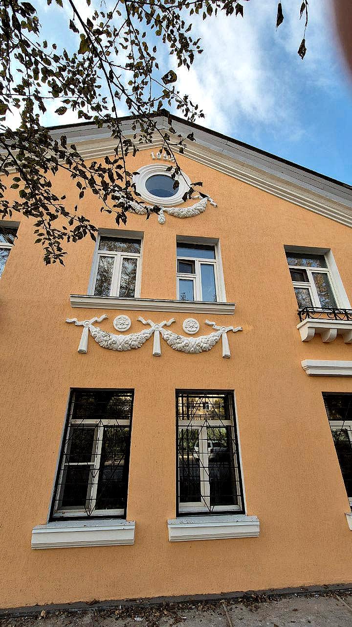 Ремонт фасадов многоквартирных домов в Ново Переделкино и реставрация сталинки в Чите