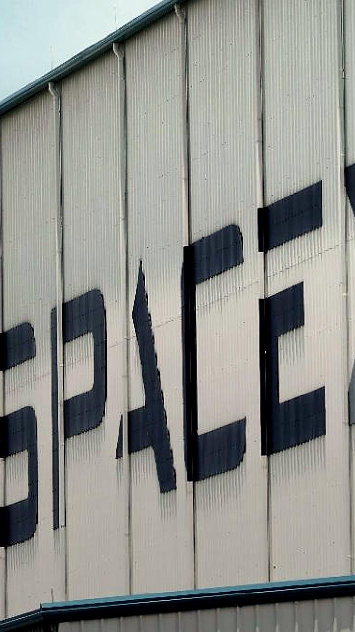 SpaceX близка к получению $2 млрд на спутники для противоракетного проекта Трампа