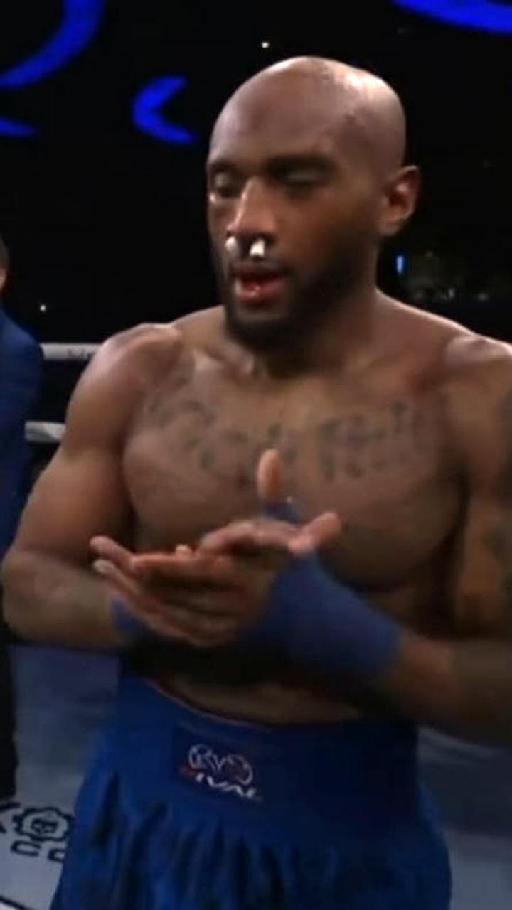 Олег Магкеев одержал победу нокаутом в дебюте на турнире Bare Knuckle FC