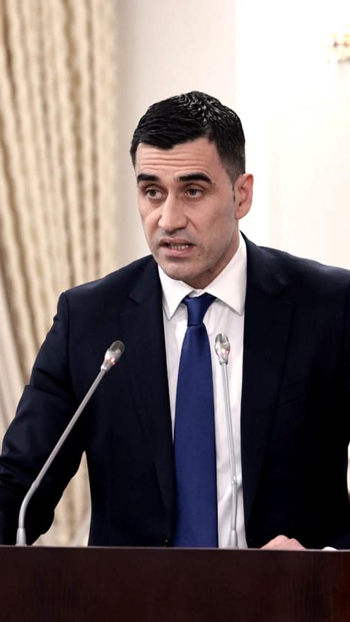 Три казахстанских футбольных клуба перейдут в частные руки до конца ноября 2025 года