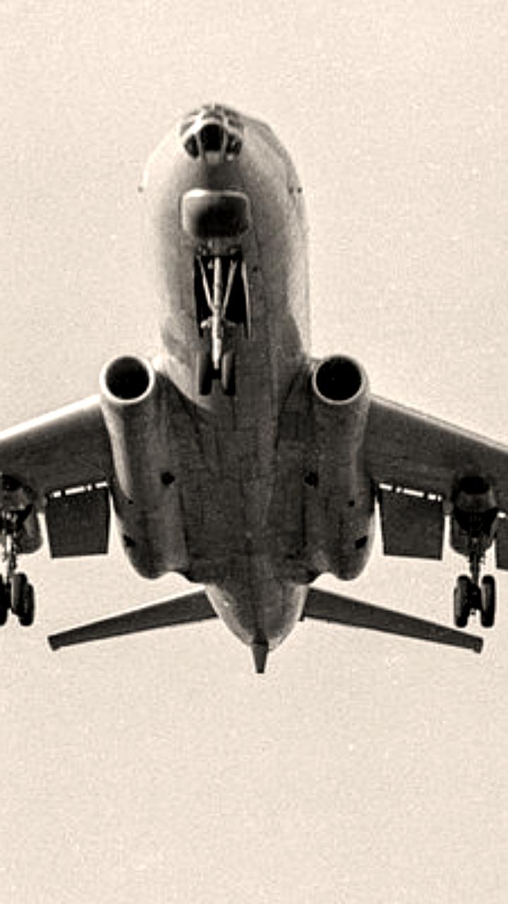 На Камчатке расследуют инциденты с посадкой Ан-26 и Як-40