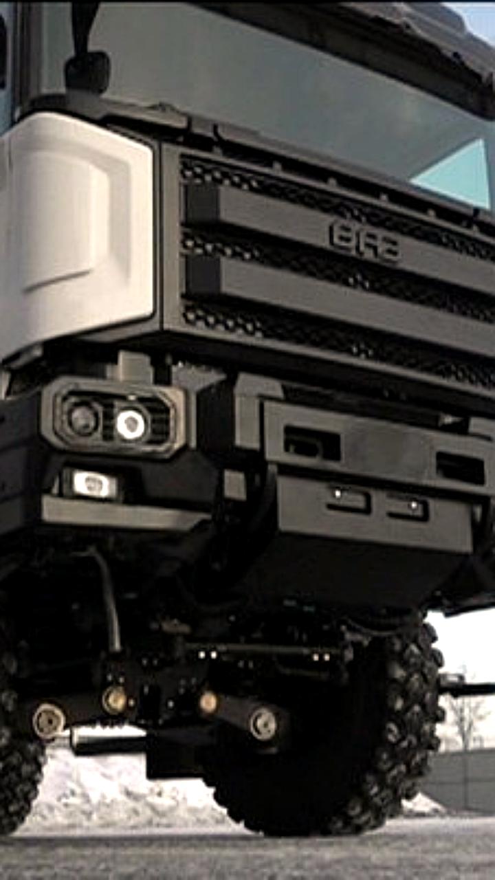 Сборочная линия грузовиков БАЗ в Петербурге готова к запуску в 2025 году