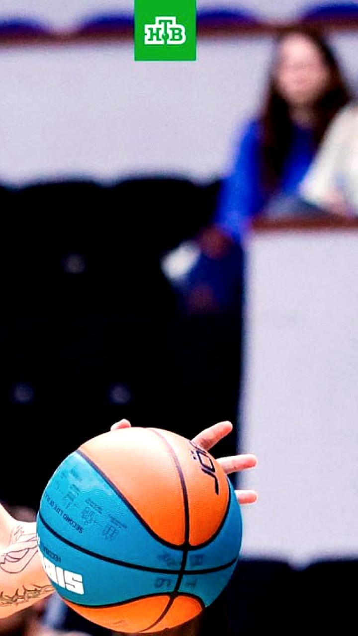 Смерть хоккеиста Александра Красовского во время матча в Екатеринбурге