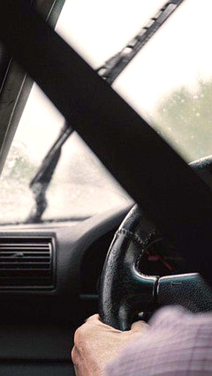 Узбекистан рассматривает законопроект о медисключениях для ремней безопасности