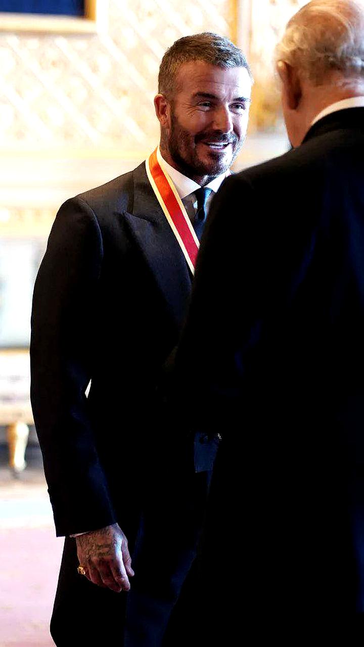 Дэвид Бэкхем удостоен рыцарского звания от короля Карла III