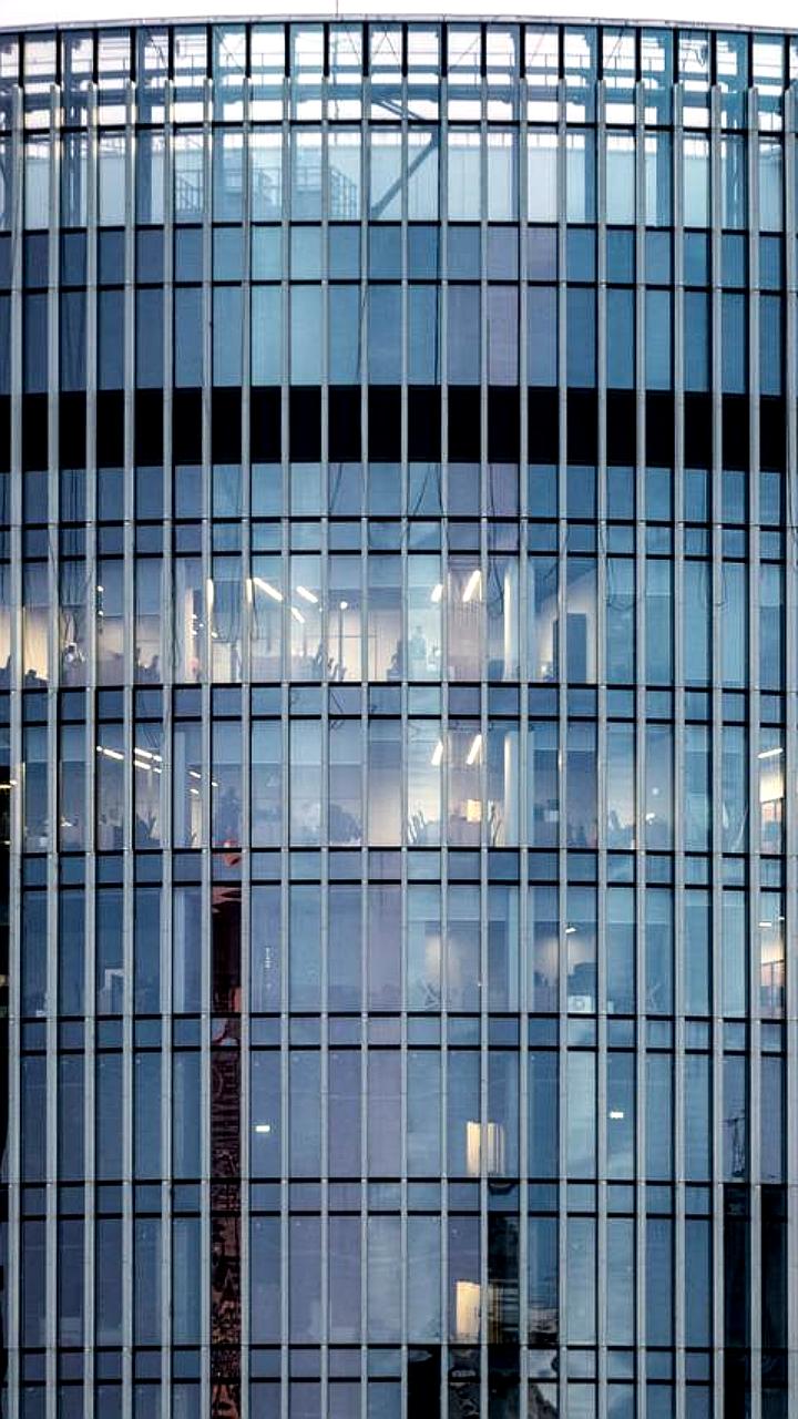 Нефтегазовая компания арендует офис в бизнес центре Space в Санкт-Петербурге