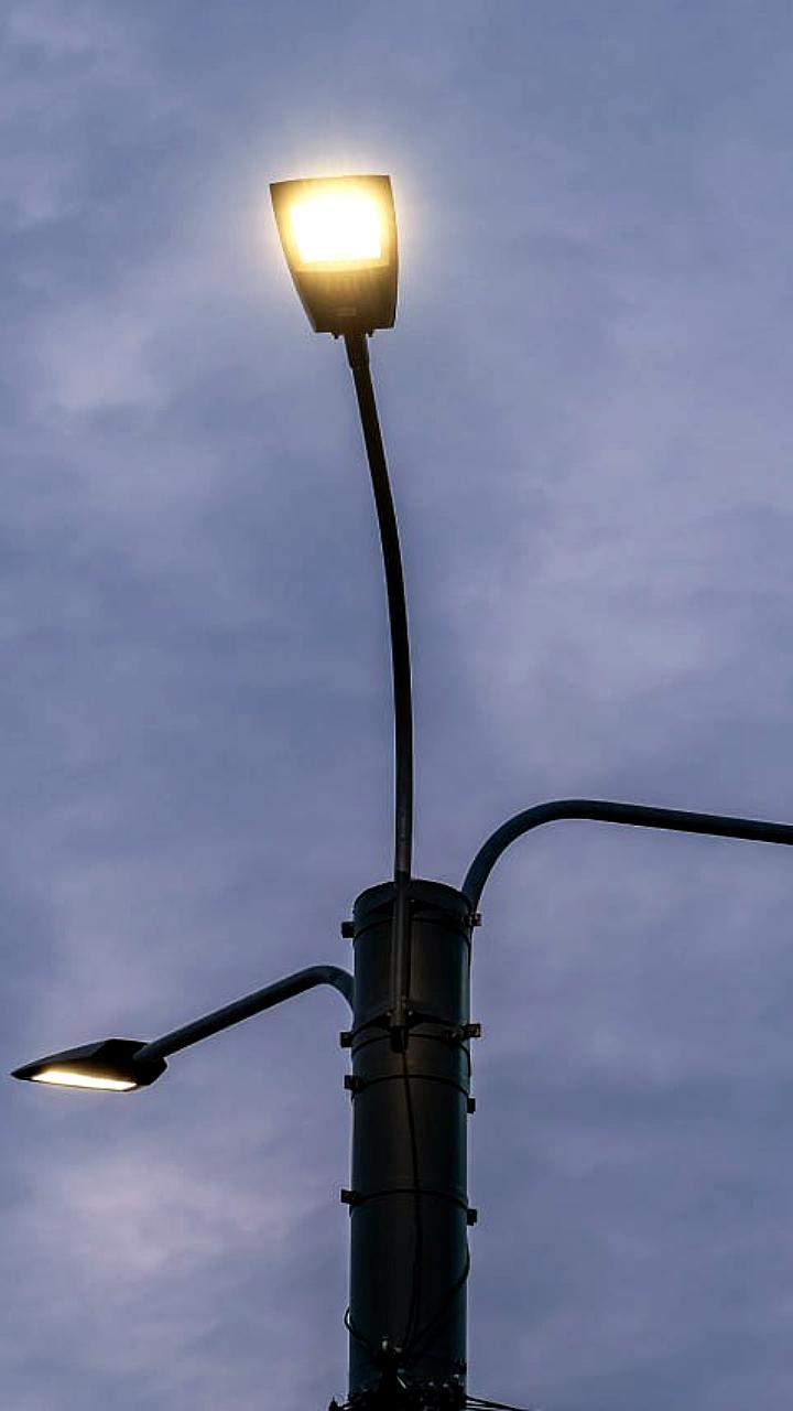 Реконструкция освещения на стадионе Авангард и Политехнической улице в Санкт-Петербурге