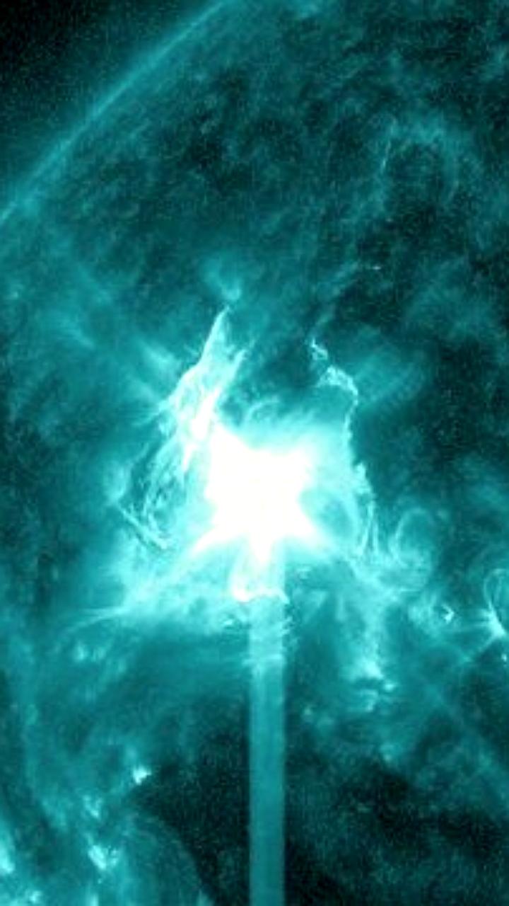 Магнитная буря ожидается сегодня вечером в России и по всему миру