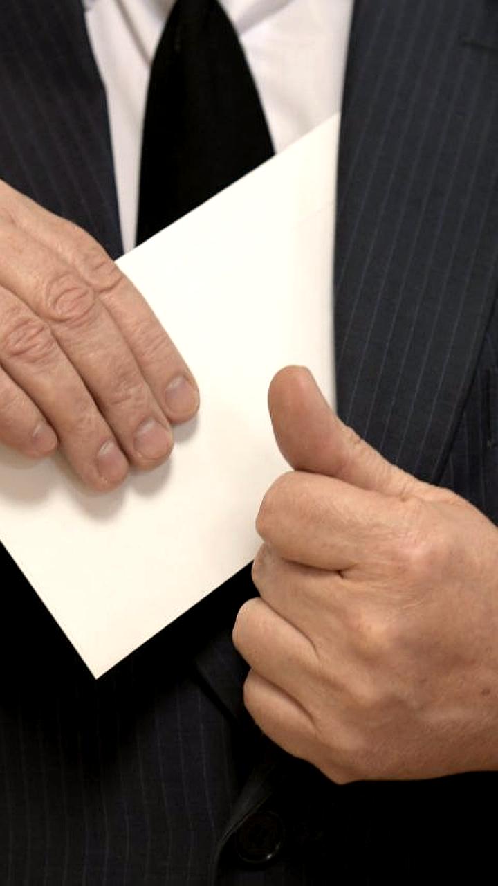 Сотрудники Росреестра в Оренбурге обвинены в коррупции