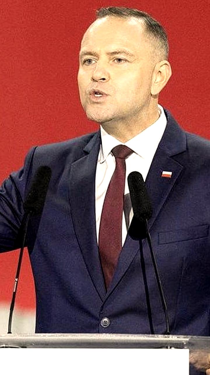 Президент Польши Навроцкий поднимает вопросы благодарности Украины и Волынской резни