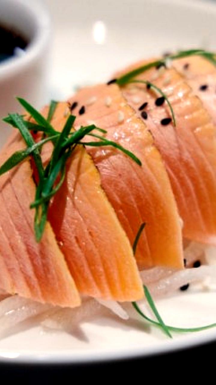 Суд приостановил работу суши-бара в Усть Илимске после отравления 14 посетителей