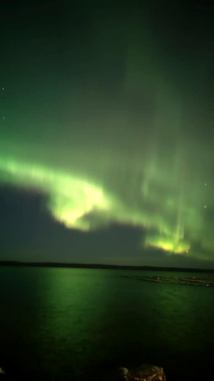 Москвичи и петербуржцы смогут увидеть северное сияние благодаря магнитным бурям
