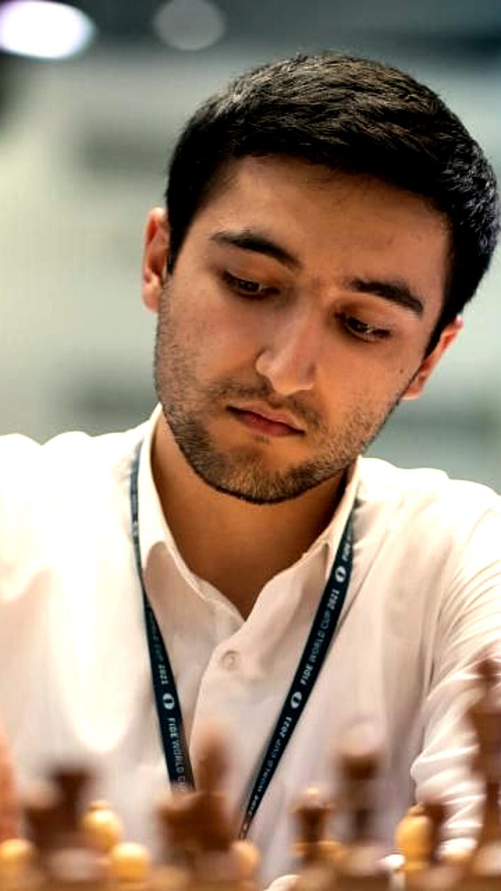 Кубок мира по шахматам 2025: Прагнанандха и Свана проходят в третий круг, Непомнящий выбывает