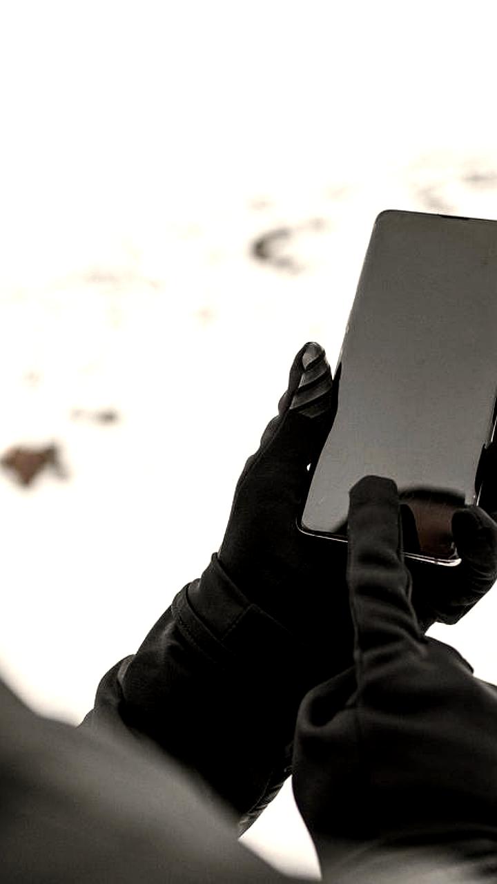 В Забайкалье и Владивостоке задержаны сотрудники салонов связи за продажу SIM-карт мошенникам