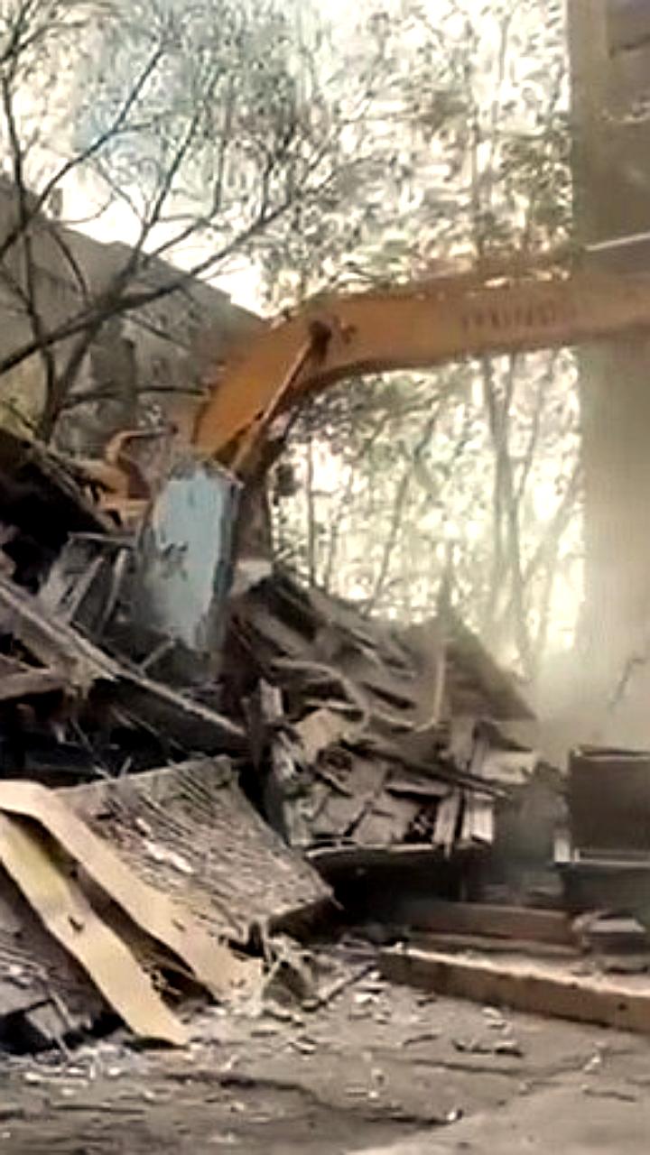 Снос аварийных зданий в Нагорске и Томске завершен