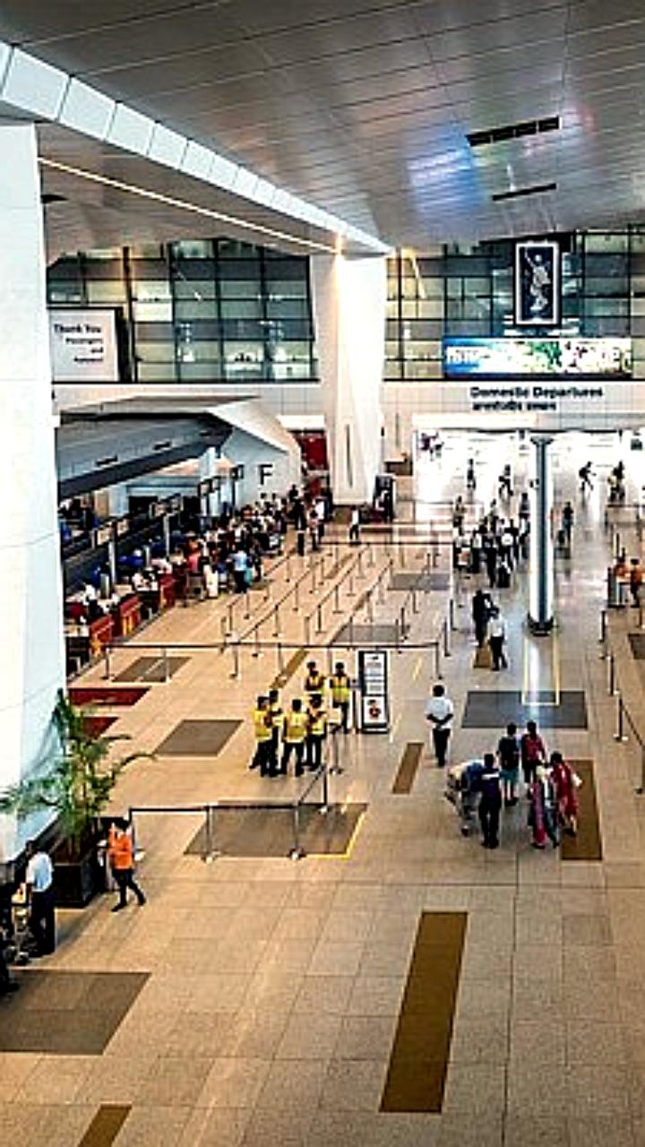 Задержки рейсов в аэропорту Нью Дели из-за технического сбоя