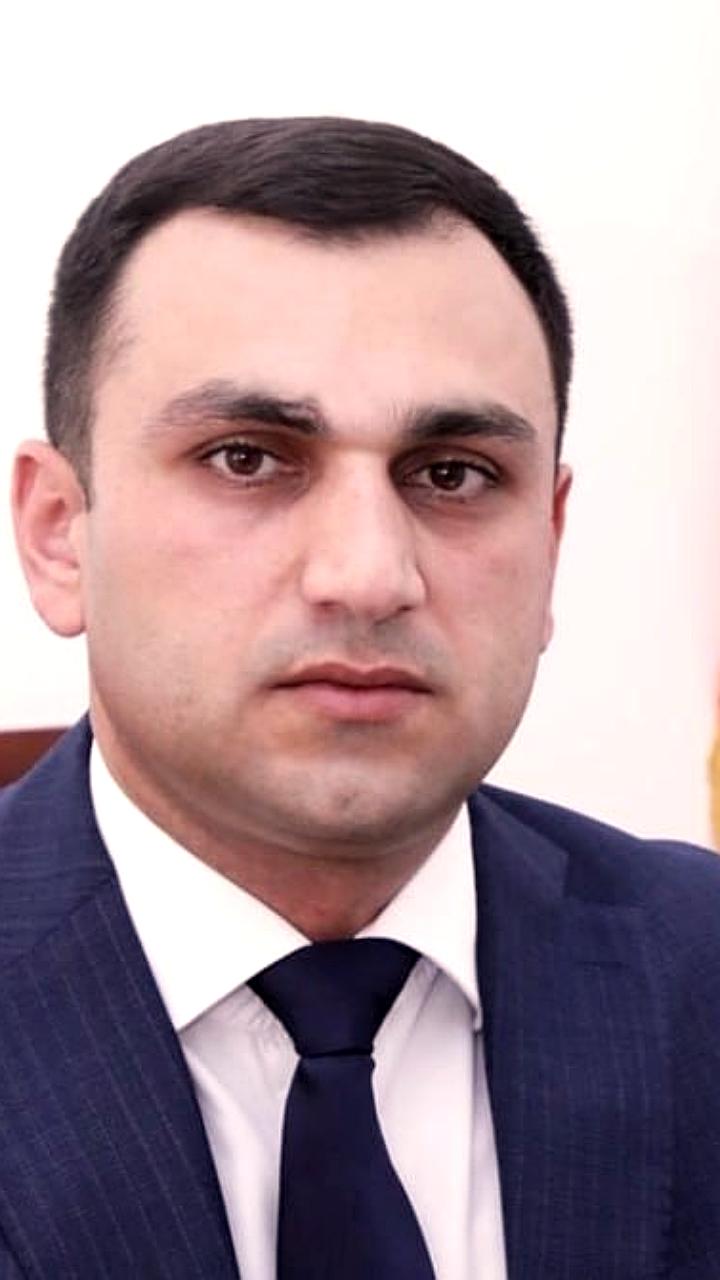 Выборы в Вагаршапате: Аргишти Мехакян под обвинениями в использовании административного ресурса