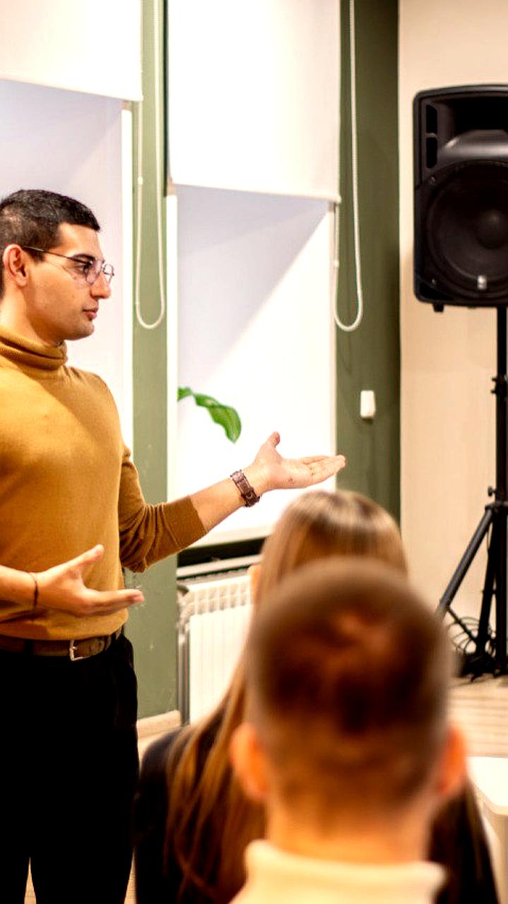 Открытие молодежного пространства в Чебулинском округе и заседание Городского молодежного координационного совета в Курске