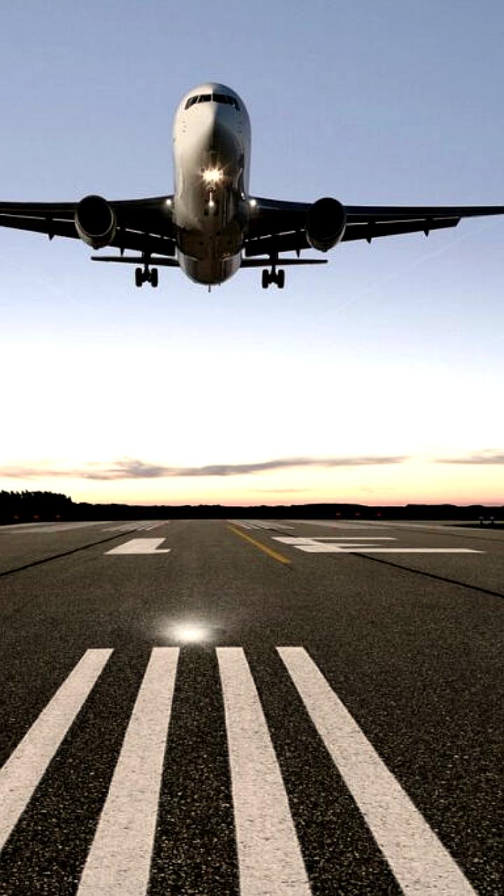 Задержки авиарейсов: Москва-Баку и Челябинск-Минеральные Воды