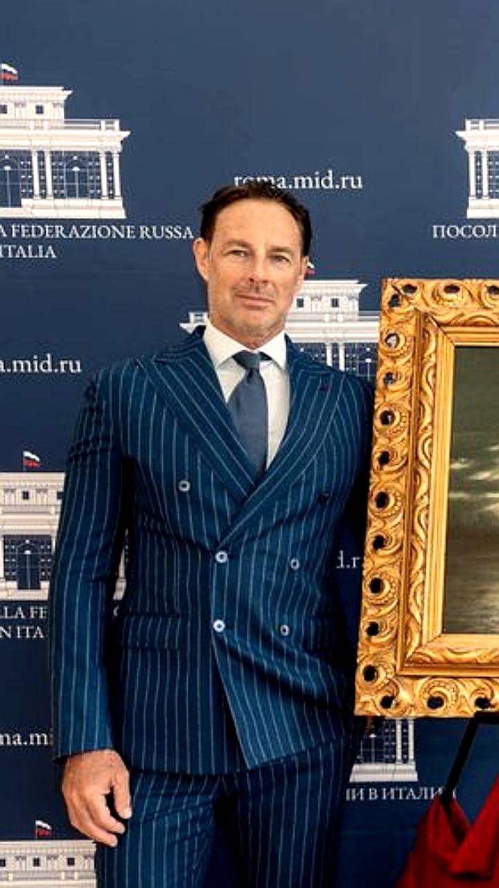 Итальянский коллекционер Паоло Польвани вернул России картину Льва Лагорио